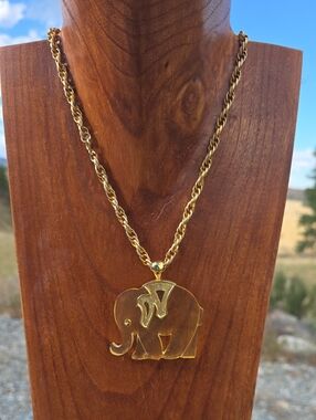 Park Lane Gold Elephant Pendant Necklace
